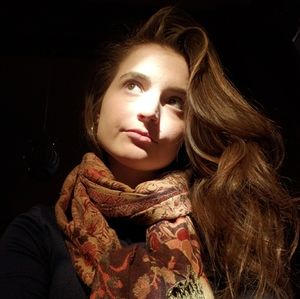 Meet your Posher, Angela